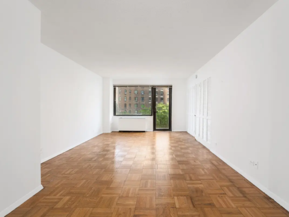 201 W 70th Street #5E