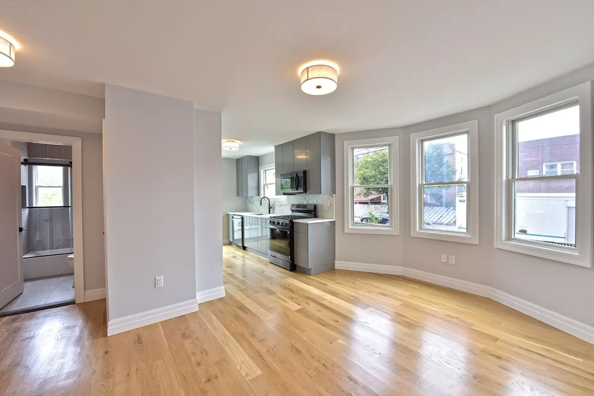 1017 E 92nd Street