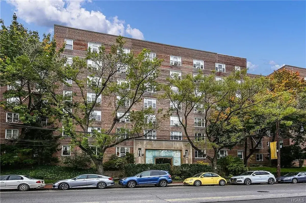 5601 Riverdale Avenue #5T