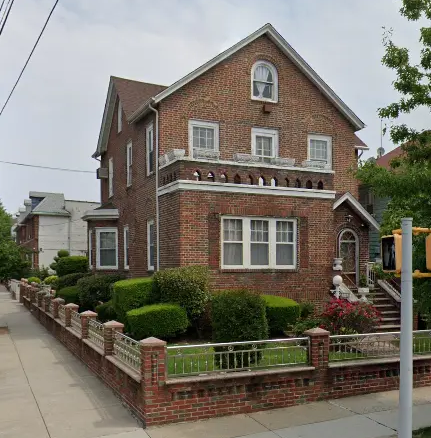 869 Linden Blvd