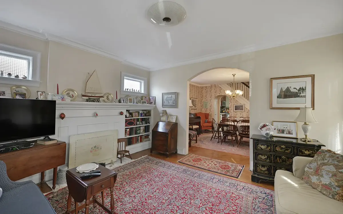 817 E. 12th Street