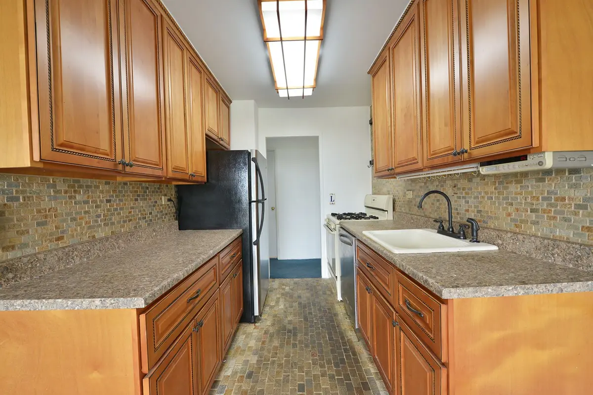 2652 Cropsey Avenue #7D
