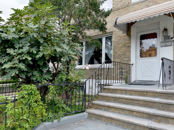 1551 East 33rd Street, Marine Park