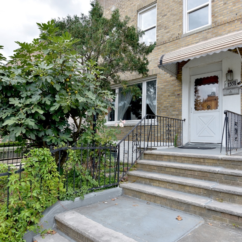 1551 East 33rd Street, Marine Park