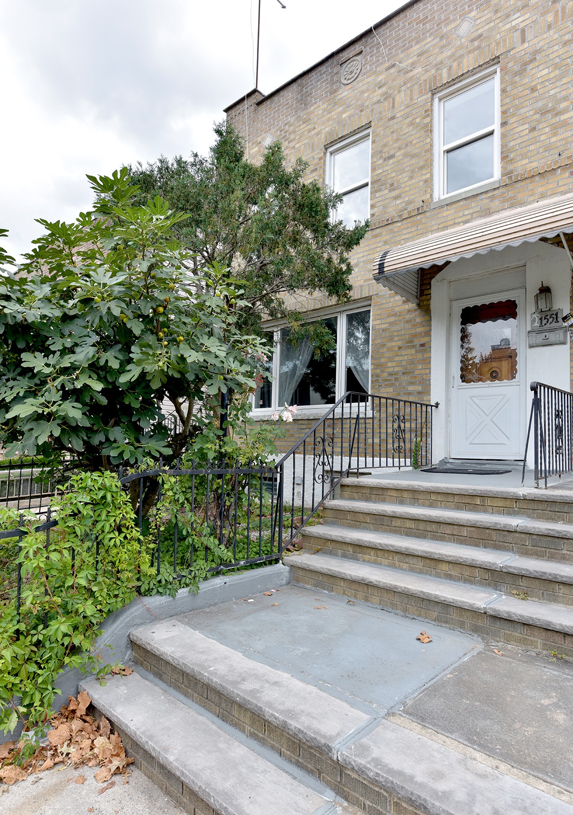 1551 East 33rd Street, Marine Park